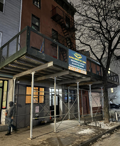 sidewalk shed and pipe scaffolding servies